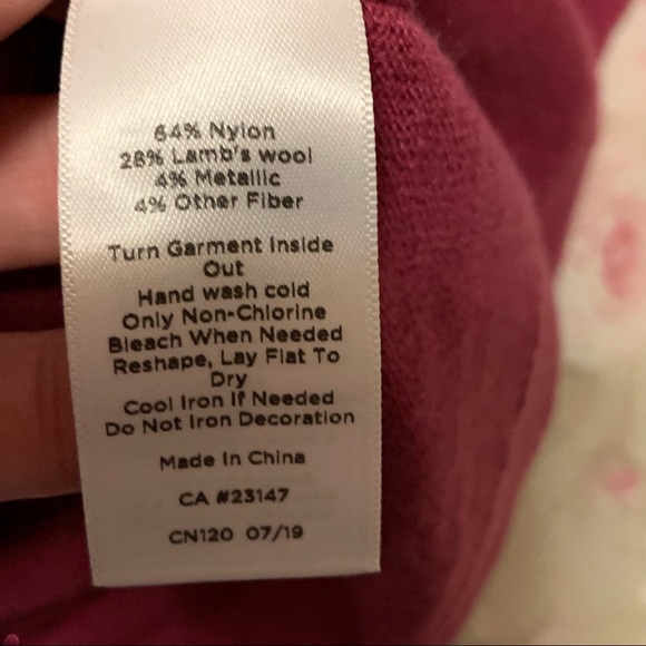 Talbots Sweater lamb’s wool blend tinsel polka dot sweater plum mulberry Size M - Picture 2 of 4